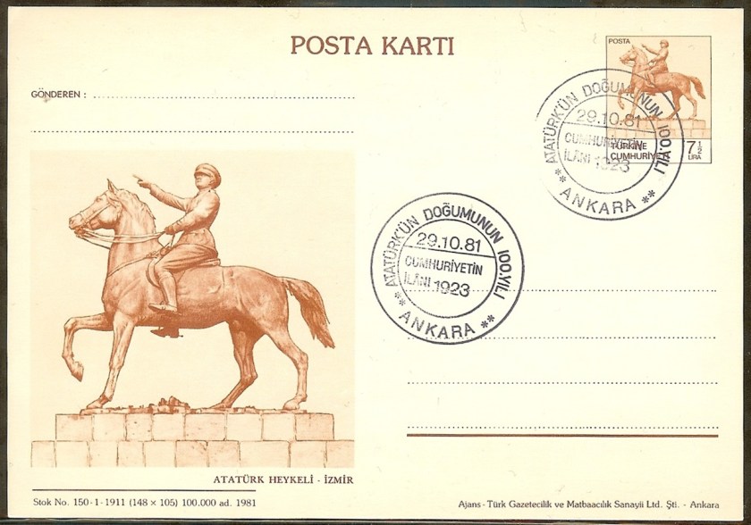 Atatürk heykelleri manzaralı antiyeler - 29 Ekim 1981