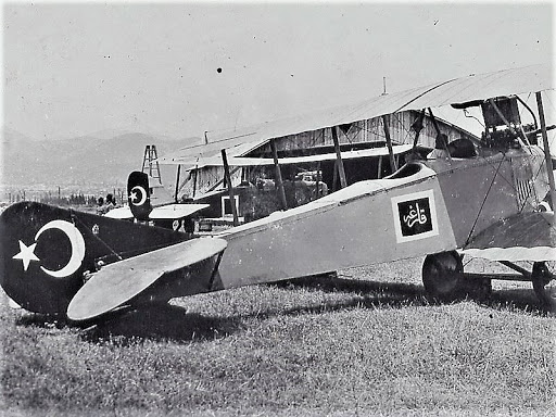 Antalya Akhisar uçuşu sırasında hava postası taşıyan uçak